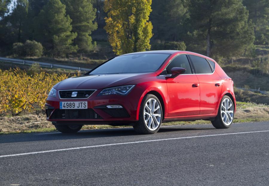  Seat Leon FR 2016 года  (WW) (фото 14 из 30)